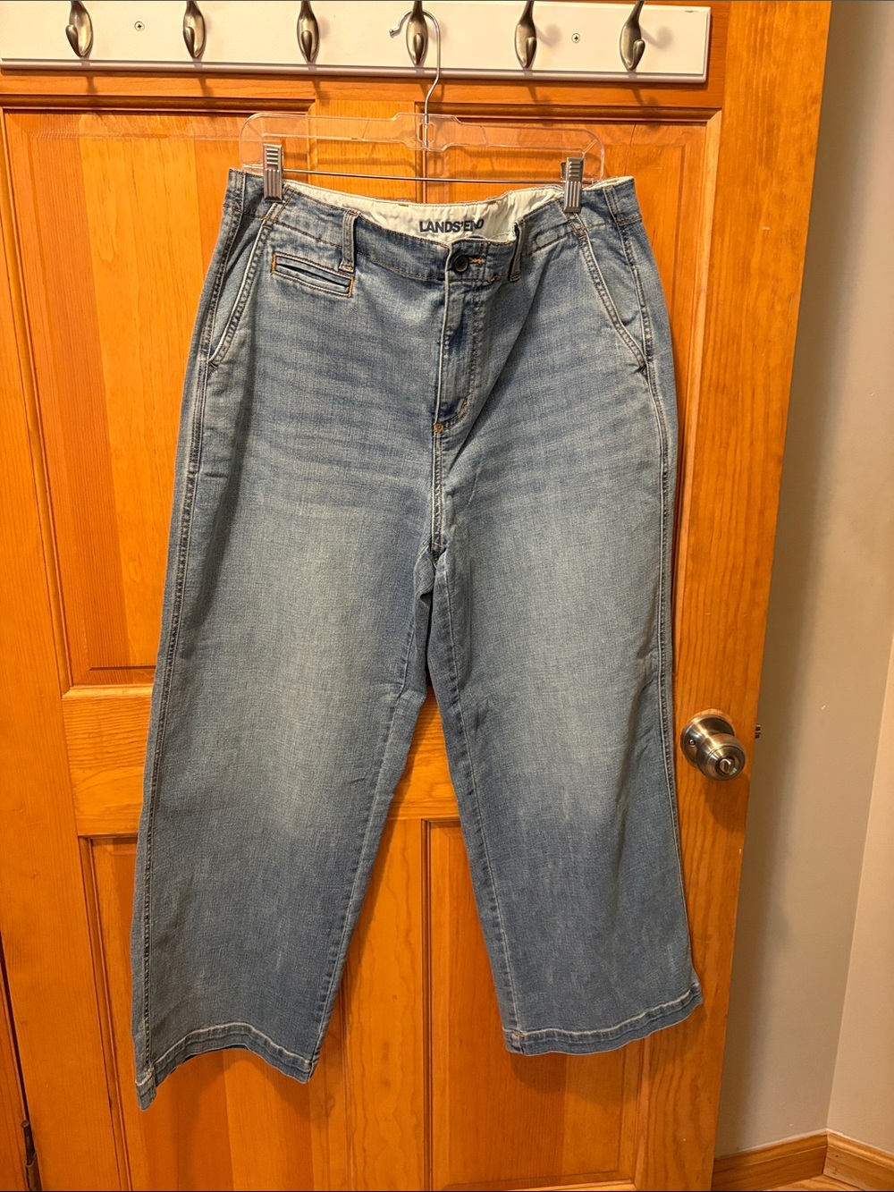 Lands' End Women's Light Wash cropped  wide leg  ankle  Jeans